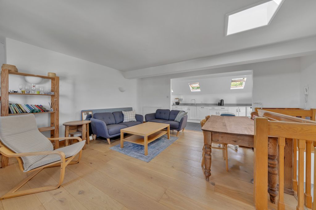 Property photo 2 of 12 Open Plan Reception 