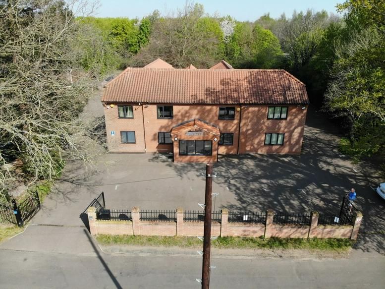 Property photo 1 of 5