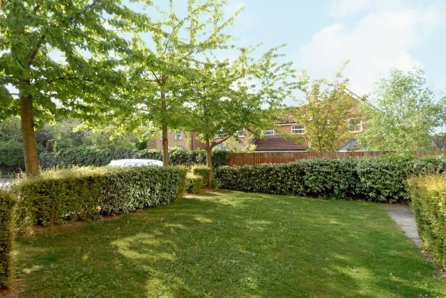 Property photo 2 of 8 Garden View
