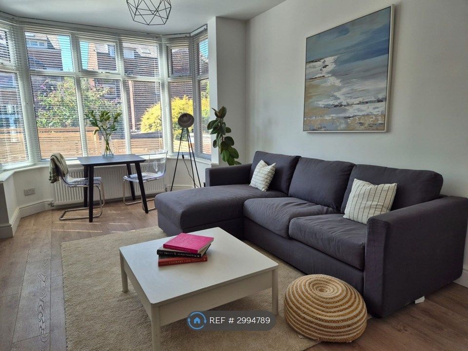 Property photo 1 of 22 Living Dining
