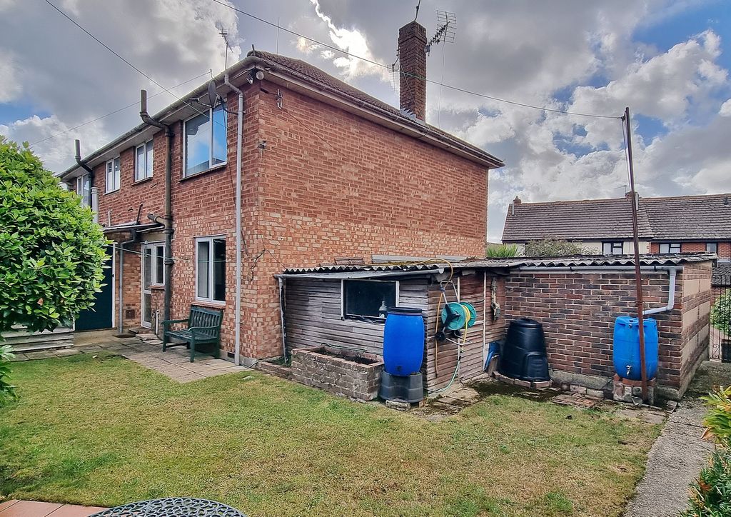 Property photo 2 of 14
