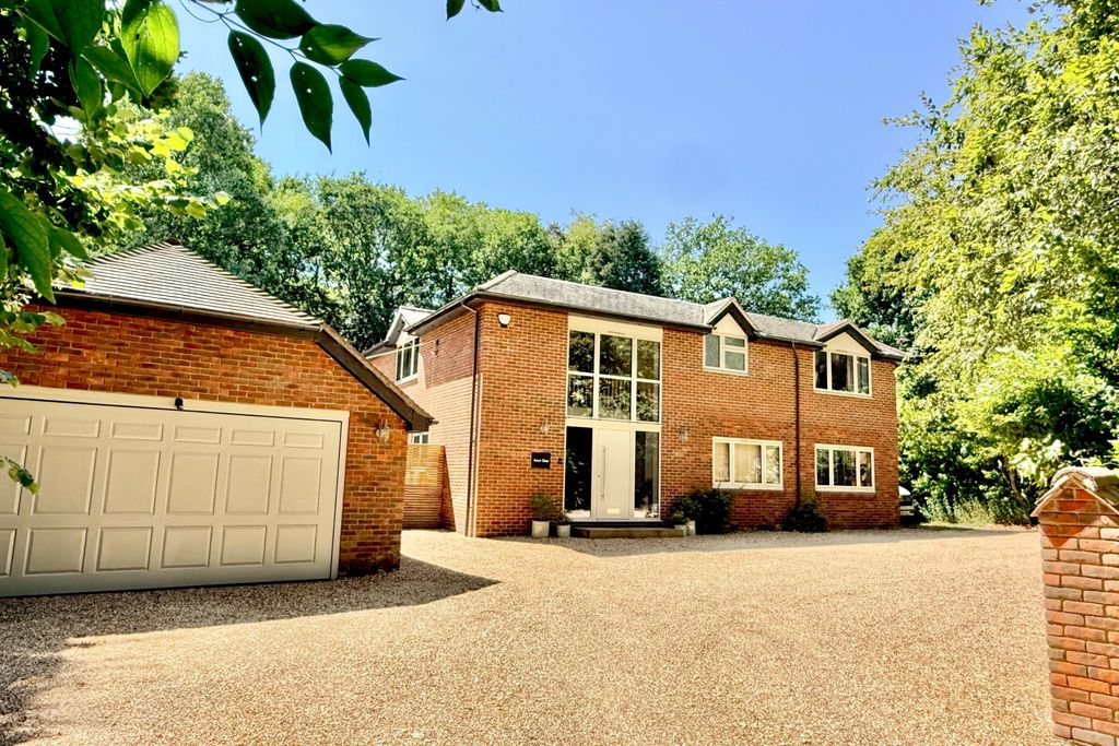 Property photo 1 of 41 Substantial Family Home