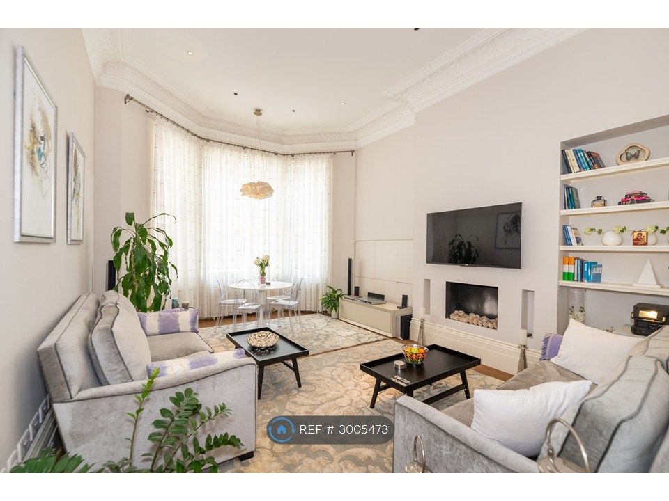 Property photo 2 of 15 Open Plan Dining Living Room