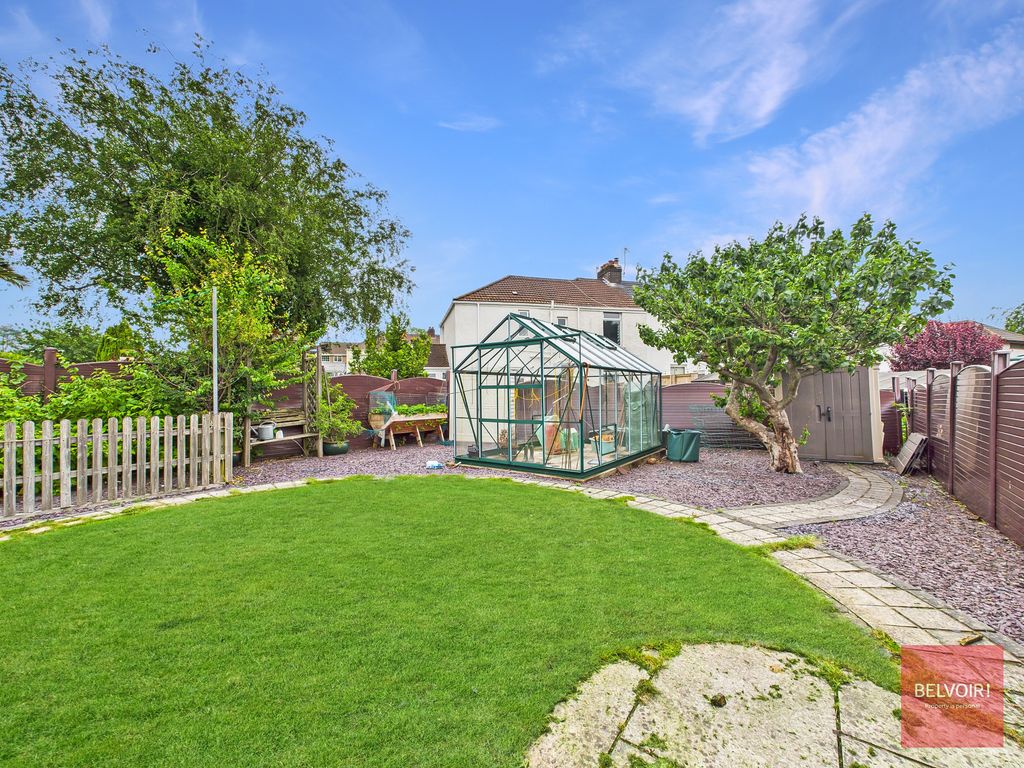 Property photo 2 of 26