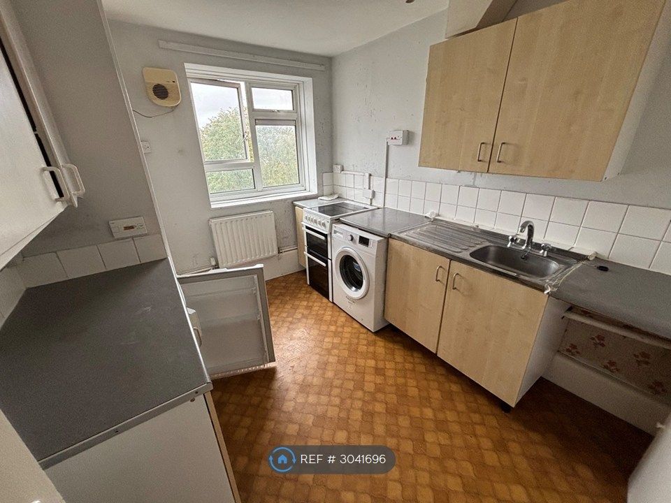 Property photo 3 of 8
