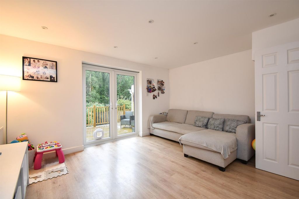 Property photo 2 of 22 Open Plan Living
