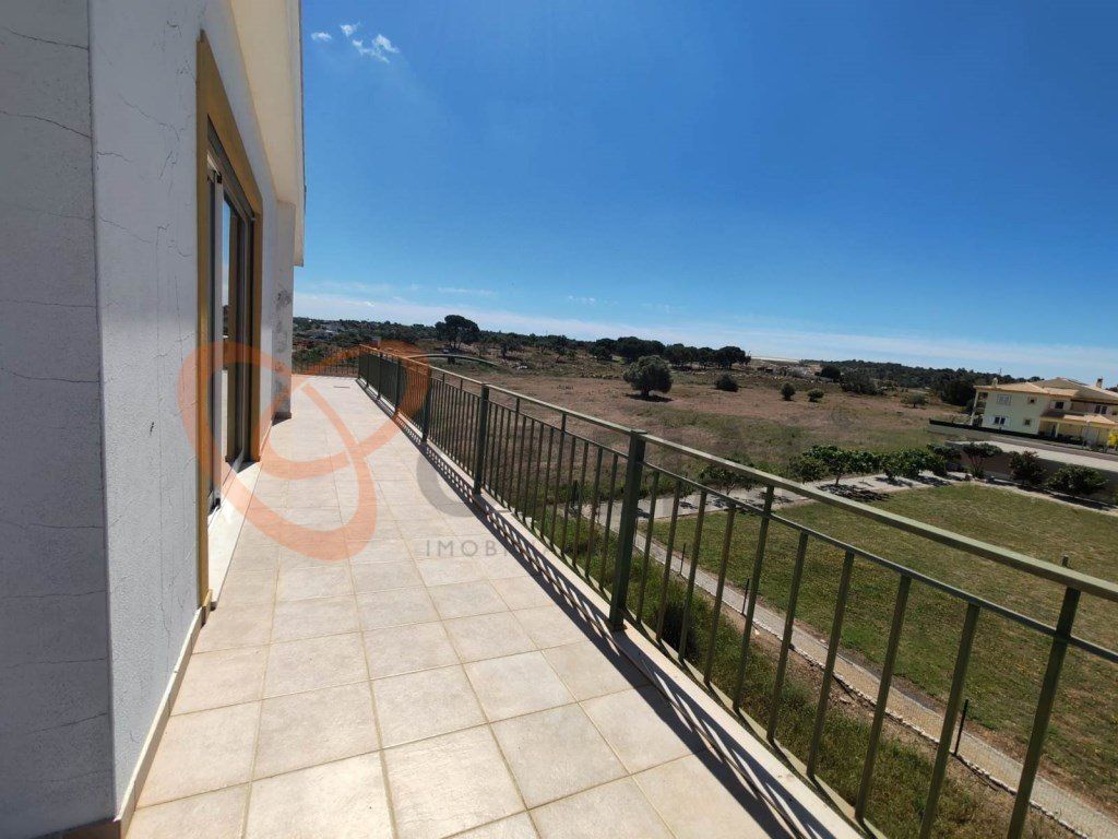 Property photo 1 of 42 4 Bedroom Flat In Algoz, In Taipas