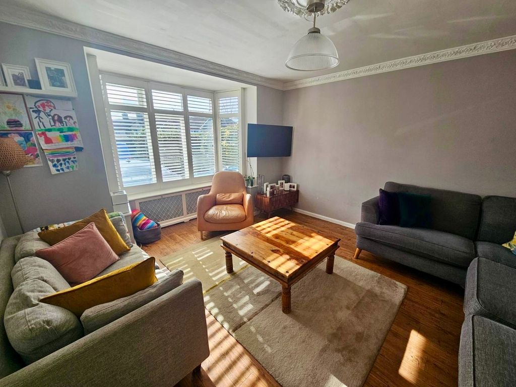 Property photo 2 of 19 Photo 23