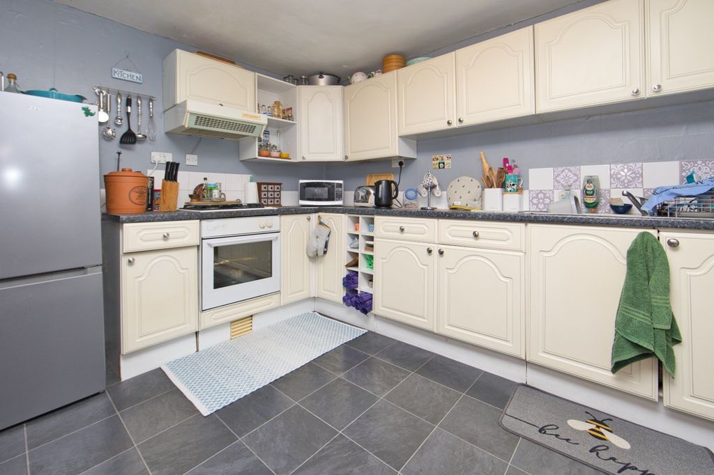 Property photo 3 of 11 Picture 3