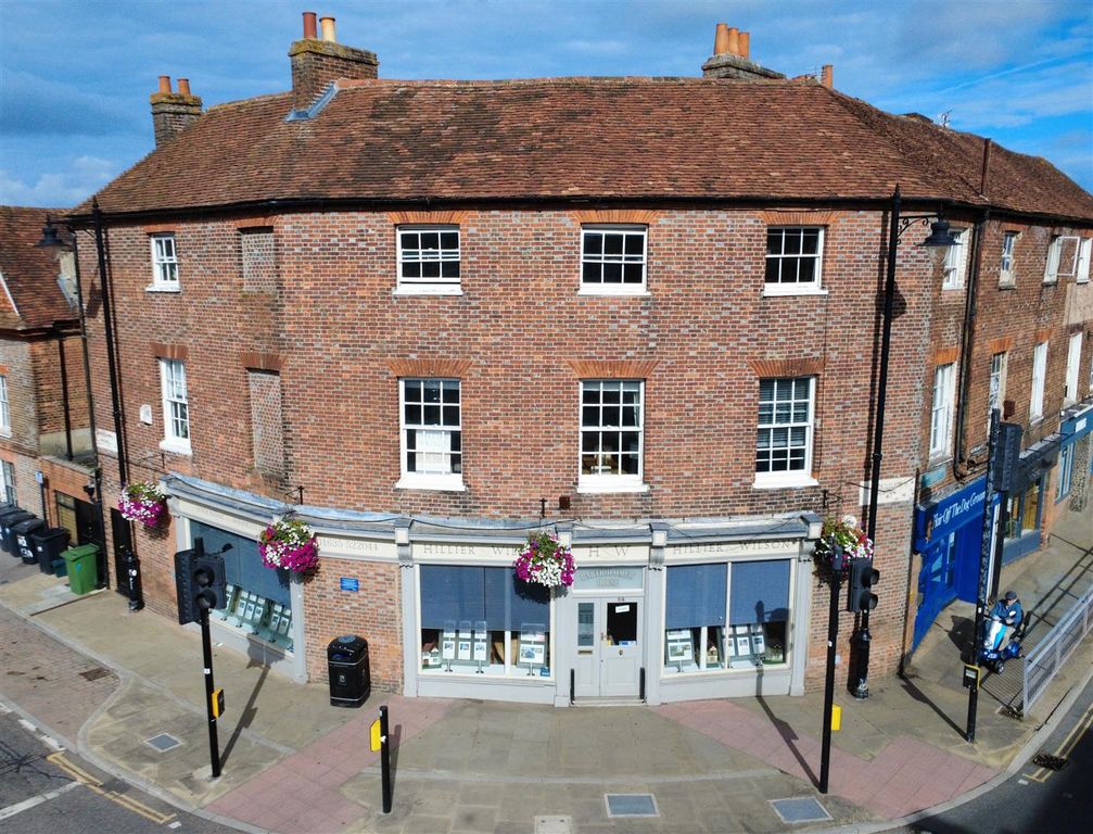 Property photo 1 of 14 1 Front.Jpg