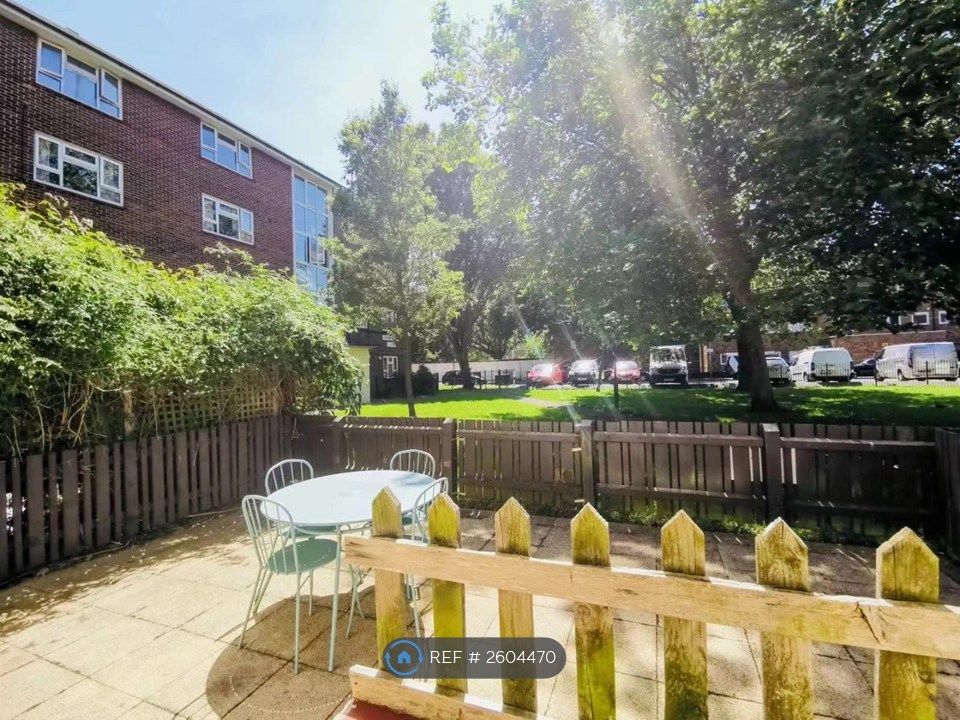Property photo 2 of 8