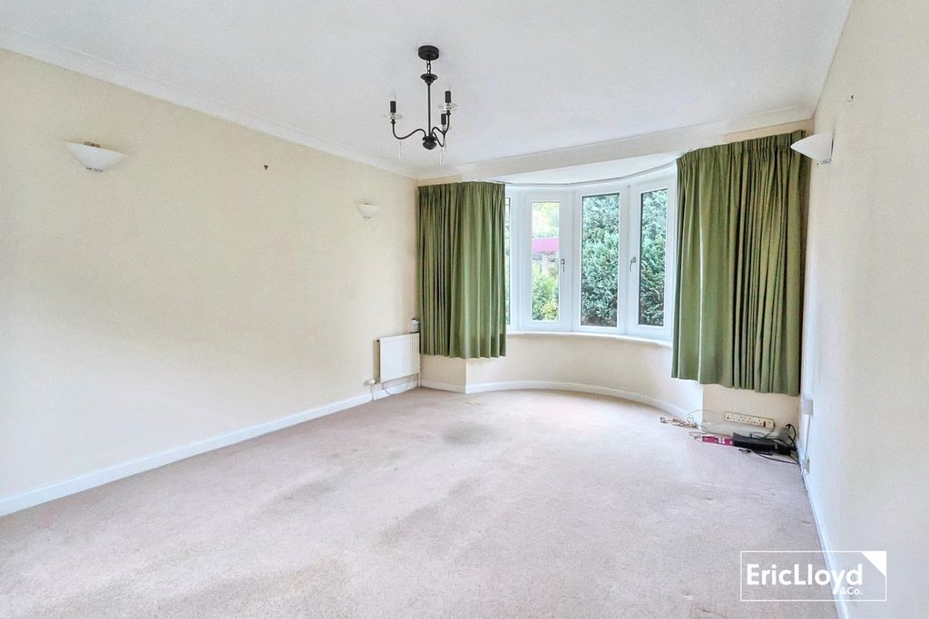 Property photo 2 of 19 Photo 17