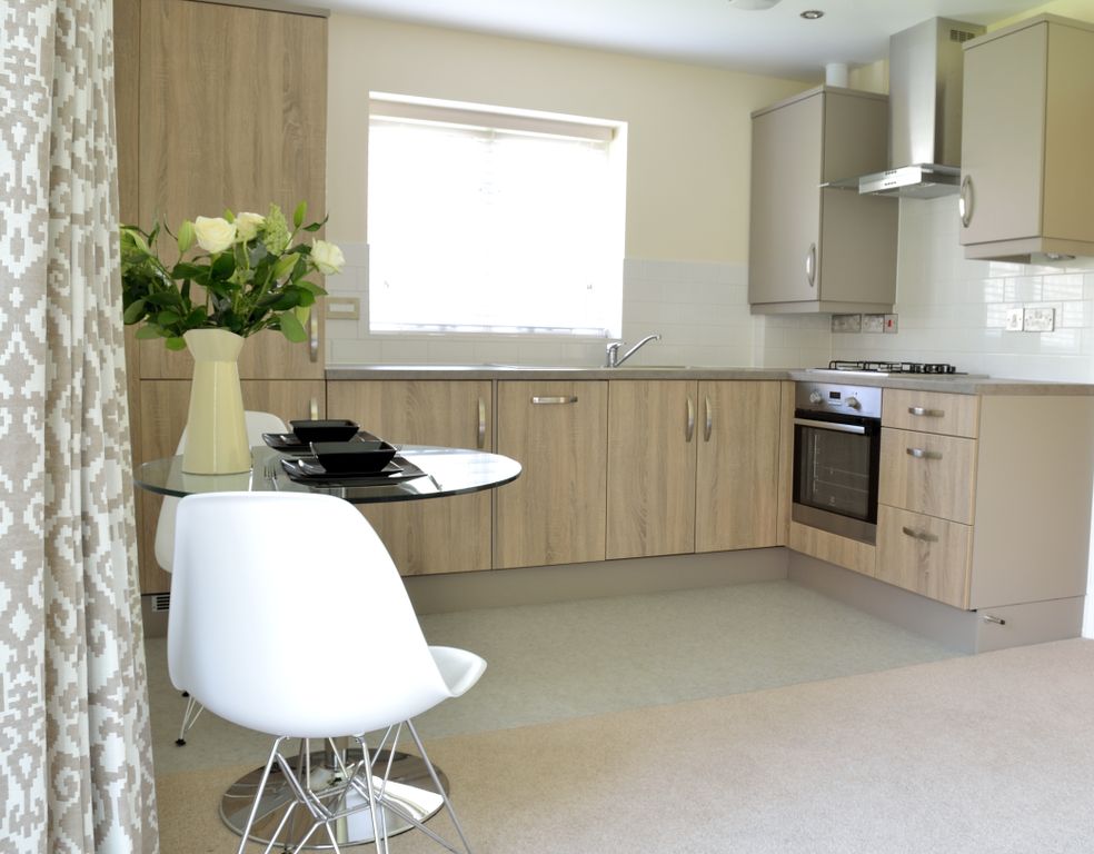 Property photo 1 of 4 Kitchen