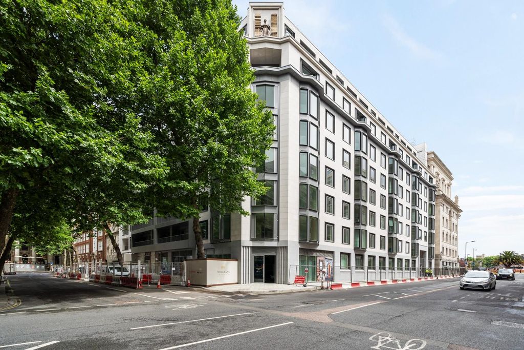 Property photo 1 of 10 Millbank Quarters Sw1P 3Ge