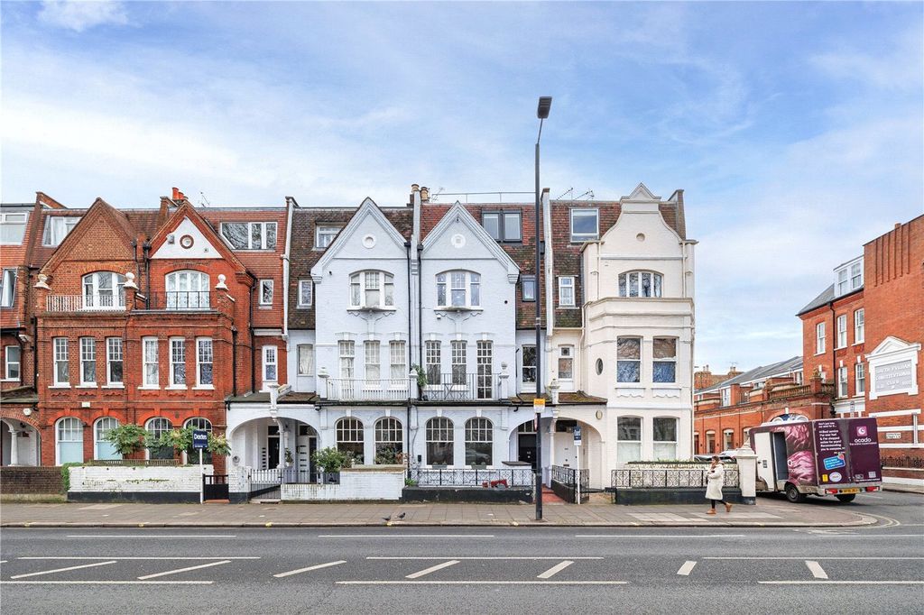 Property photo 3 of 11 Picture No. 15