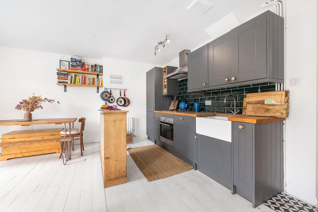 Property photo 3 of 13 Reception-Kitchen (1).Jpg