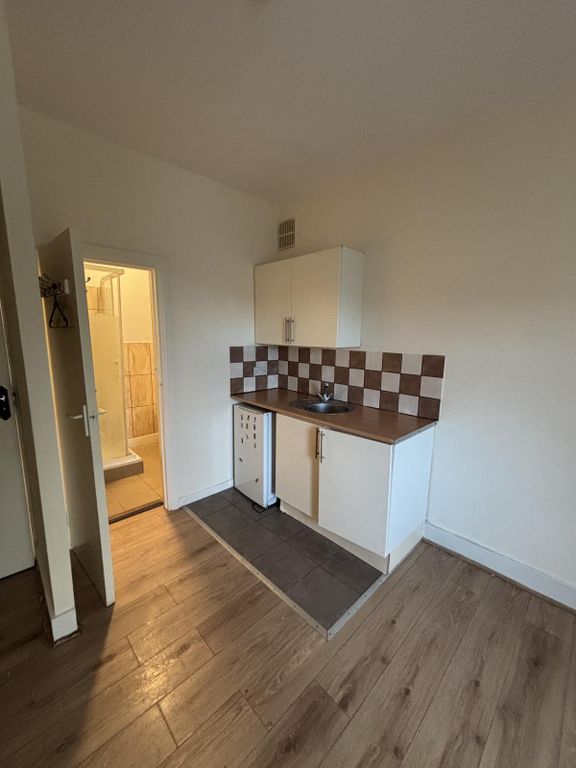 Property photo 2 of 5 Gallery