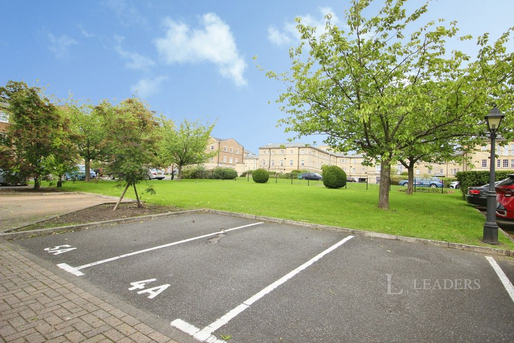 Property photo 3 of 21 Pbox-Img.Jpg