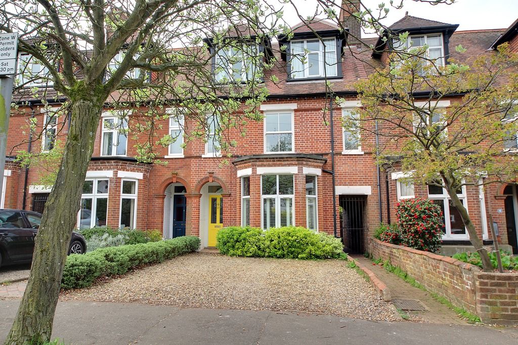 Property photo 1 of 19