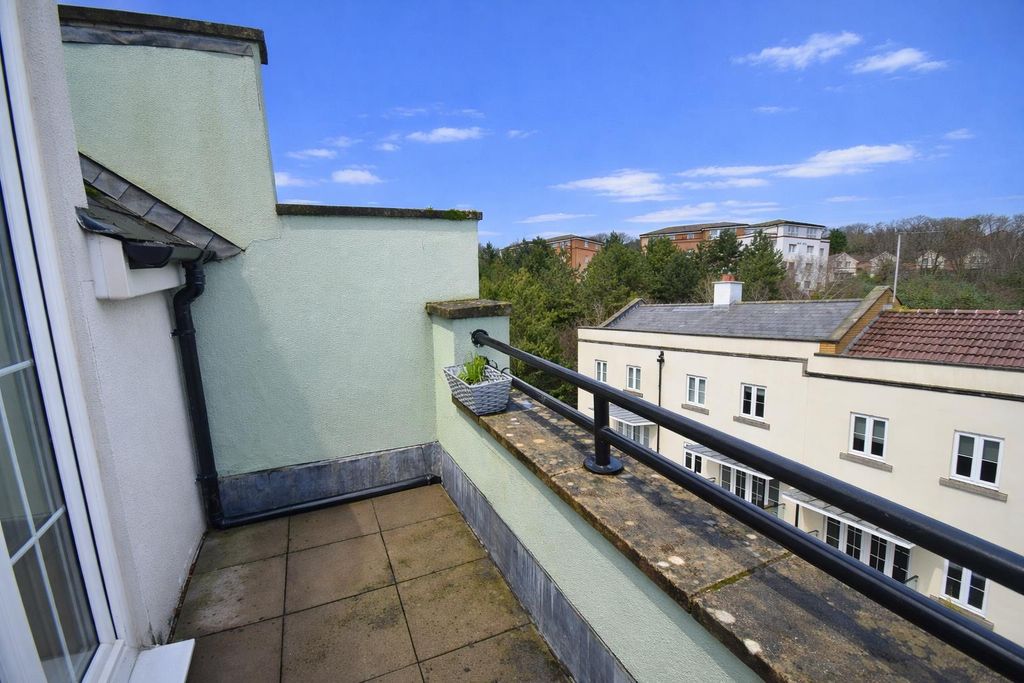 Additional image 16 of 2 bed flat for saleBurlington Road, Portishead BS20