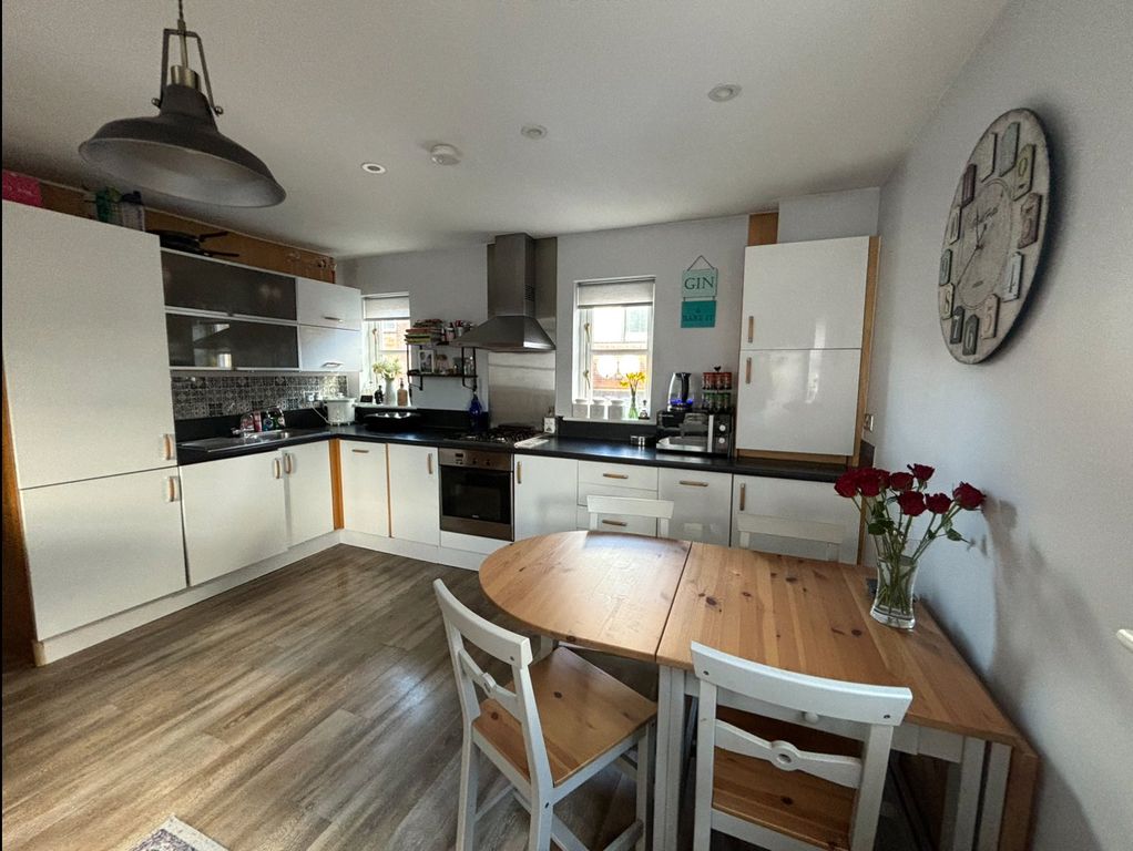Property photo 2 of 16 Picture No. 02