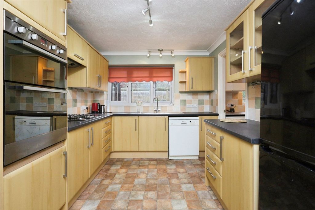 Property photo 2 of 22 Picture No. 07