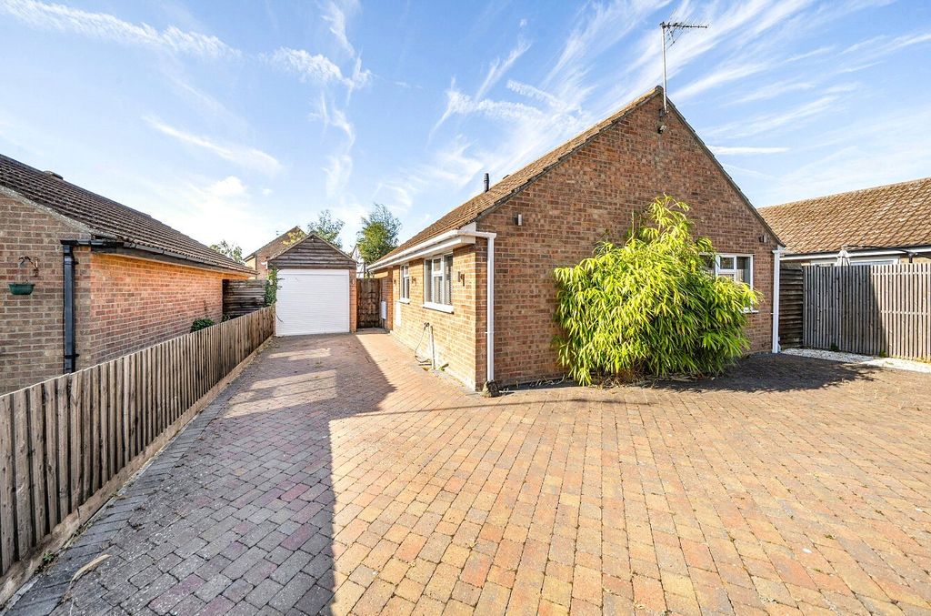 Property photo 1 of 14 Picture No. 28