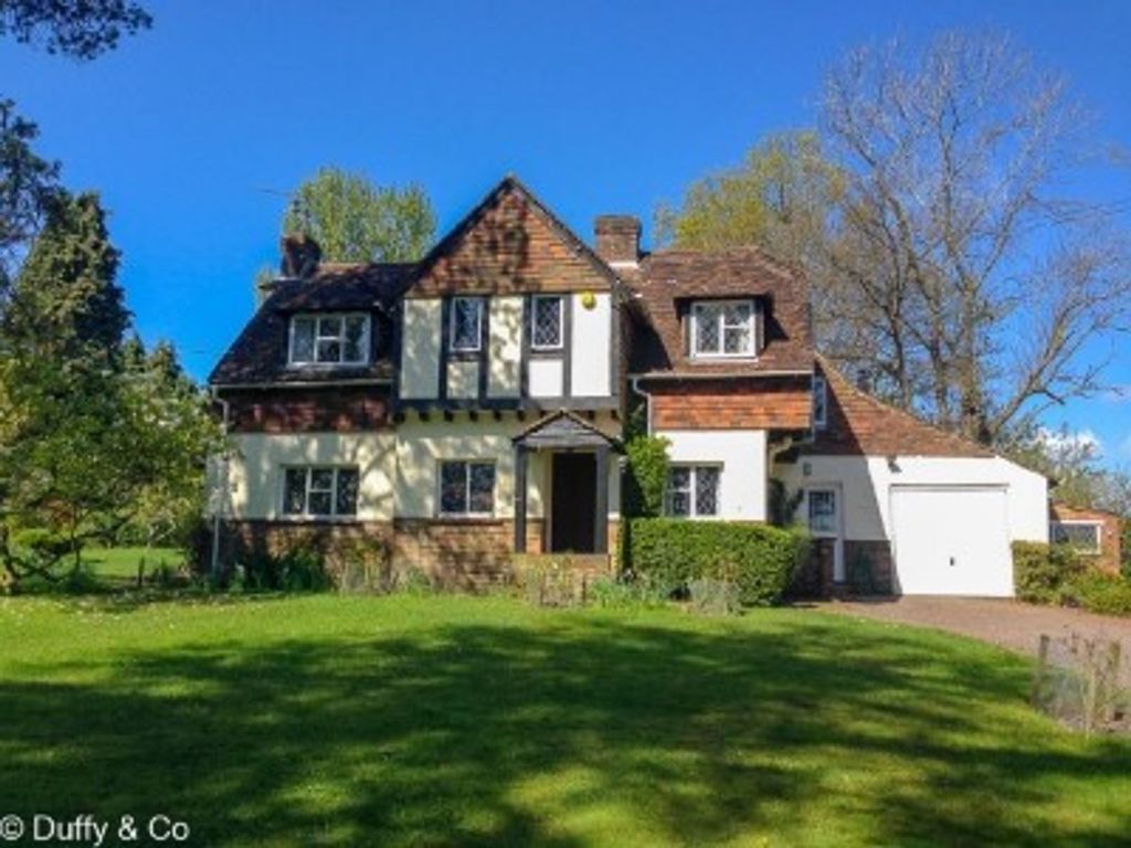 Property photo 1 of 11