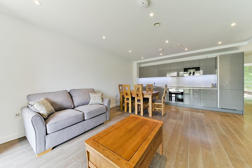 Property photo 2 of 15 Elephant Park, Eleph