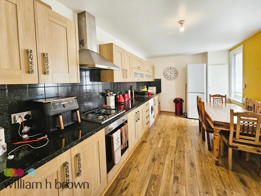 Property photo 2 of 10 Image