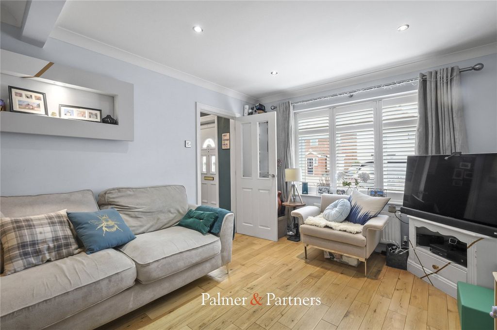 Property photo 3 of 22 Picture No. 05