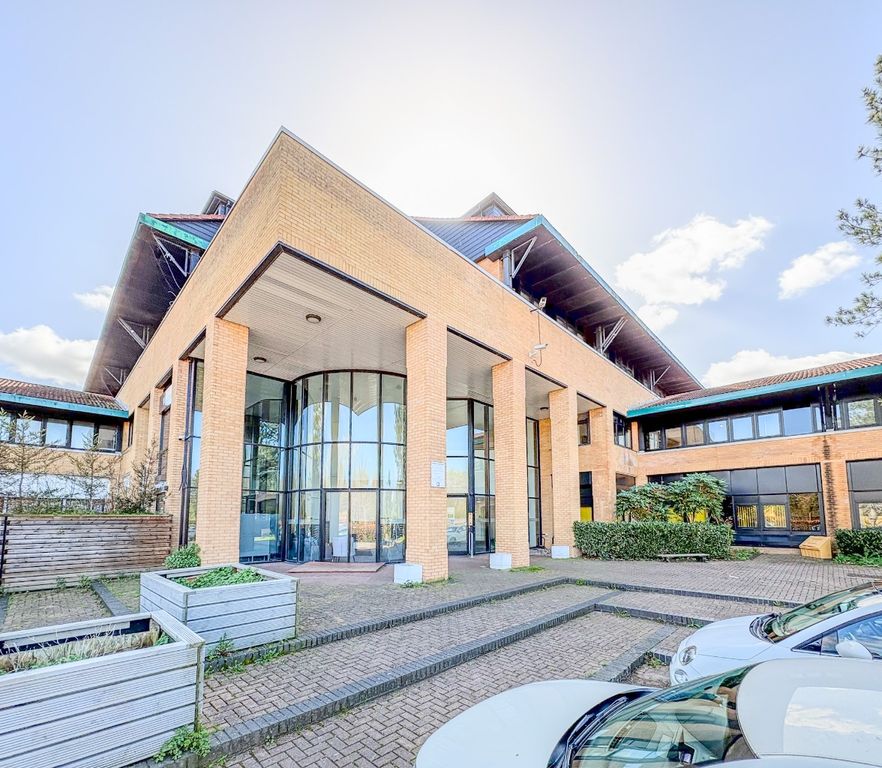 Property photo 1 of 16 4043190