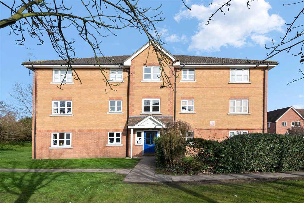 Property photo 3 of 11