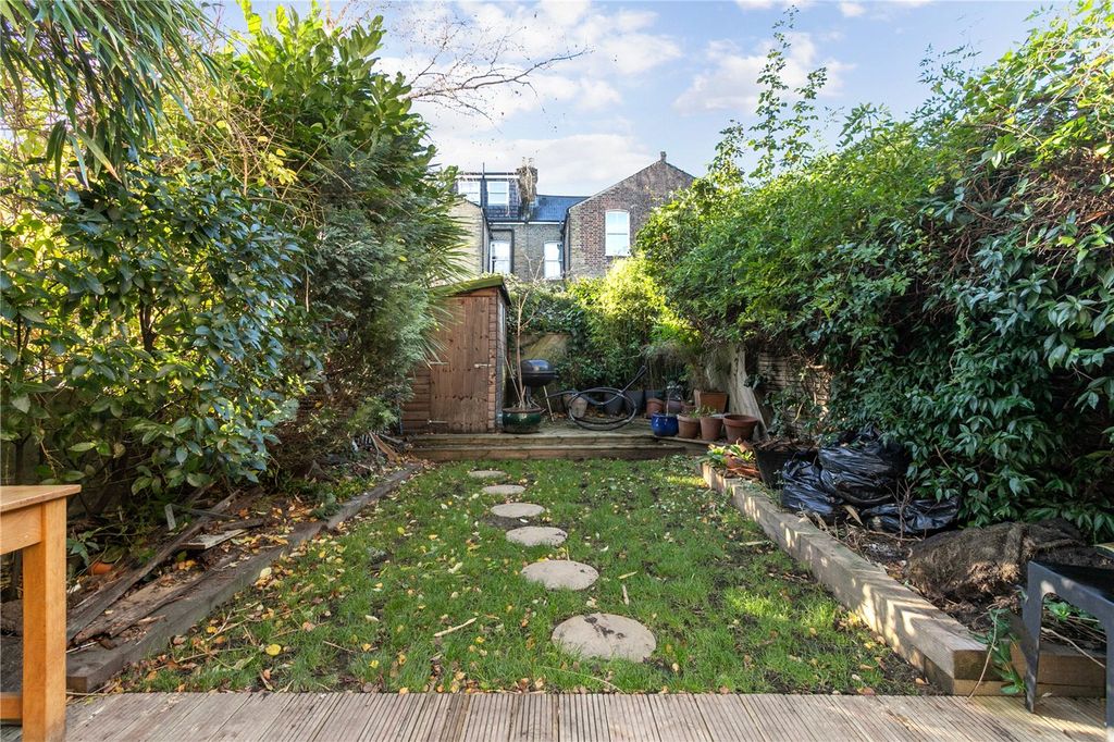 Property photo 3 of 12 Picture No. 16