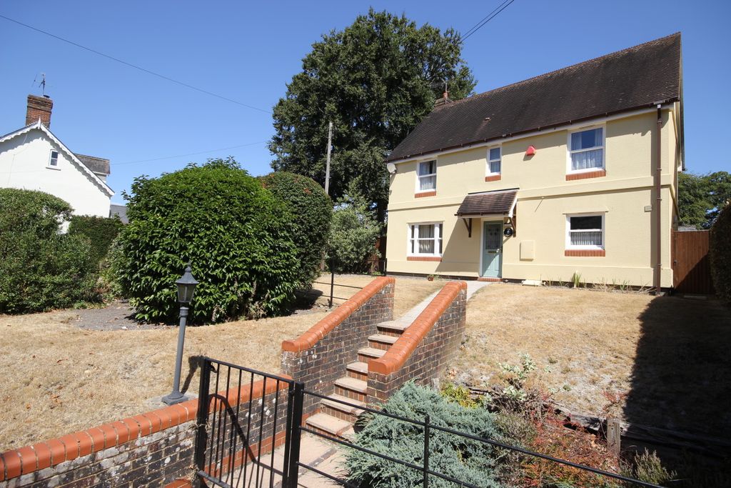 Property photo 1 of 12