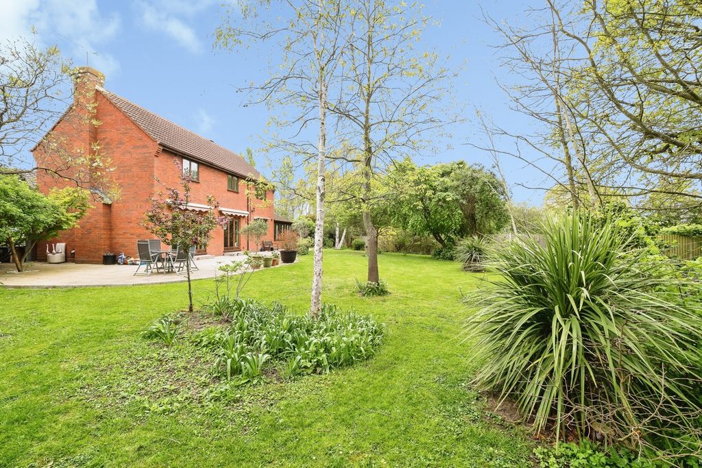 Property photo 3 of 49 Pbox-Img.Jpg