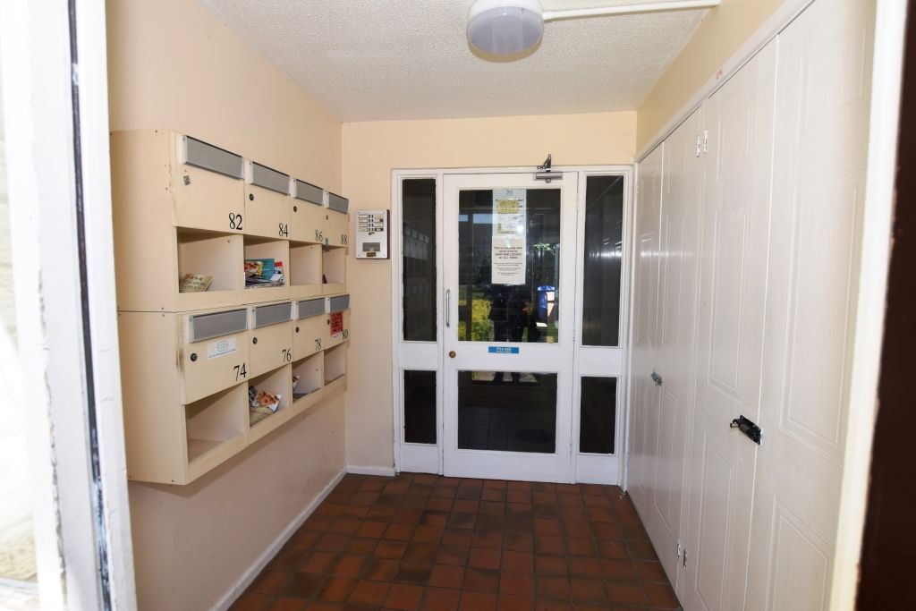 Property photo 2 of 19 Communal Lobby