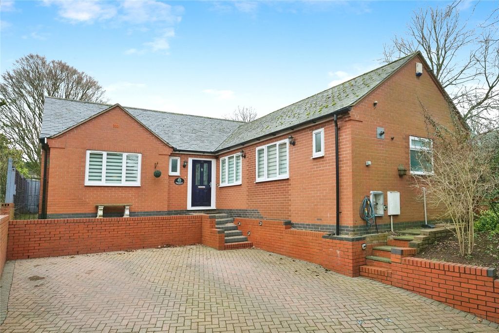 Property photo 1 of 32 Picture No. 25