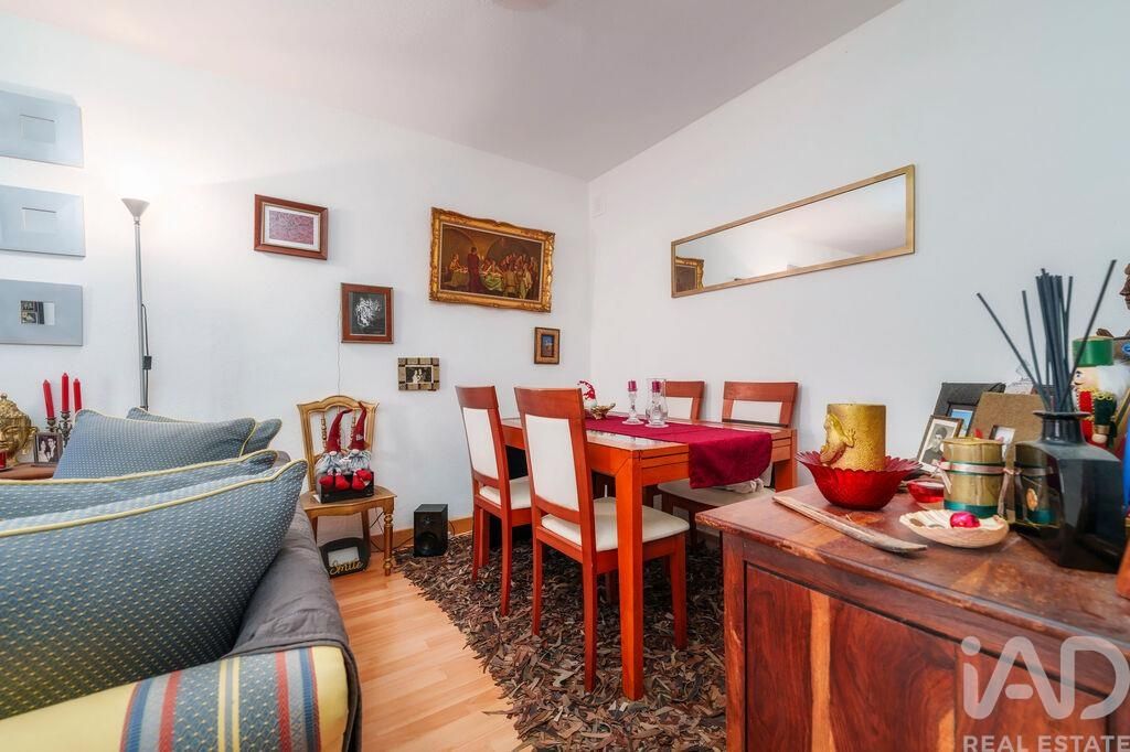 Property photo 3 of 37