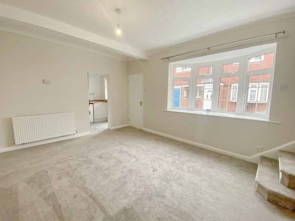 Property photo 3 of 7 Sitting Room Use.Jpg