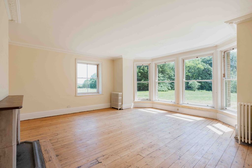 Property photo 3 of 14 Reception Room