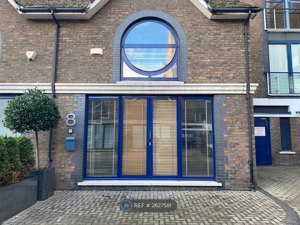 Property photo 1 of 16 Front
