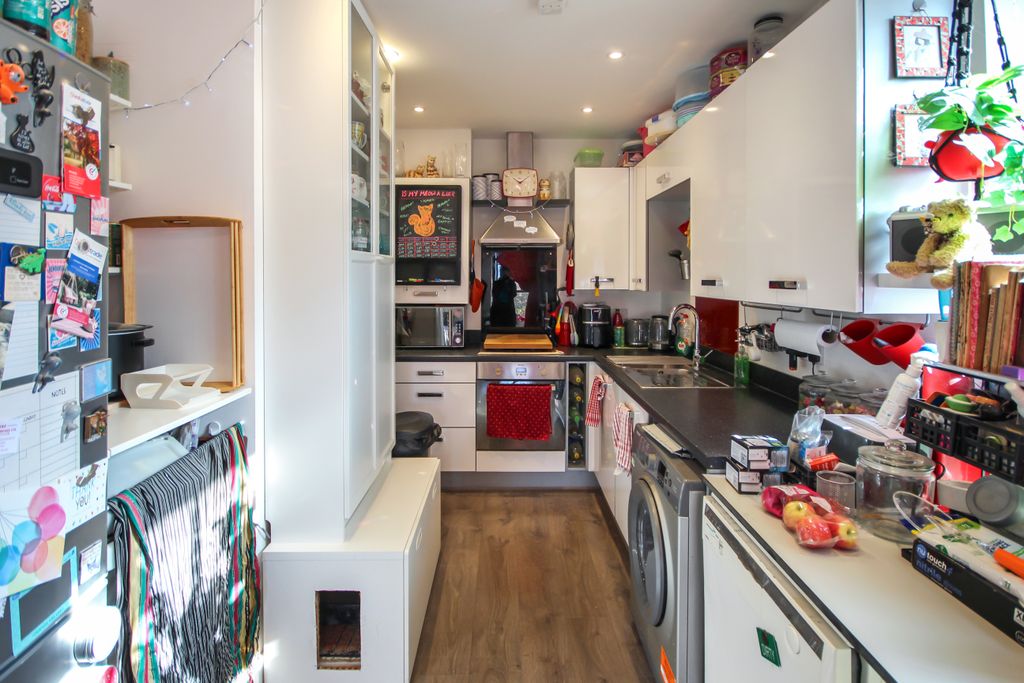 Property photo 2 of 7