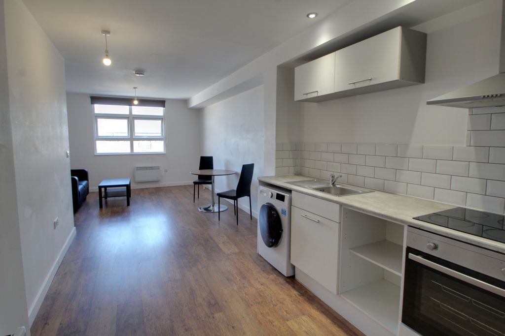 Property photo 2 of 13