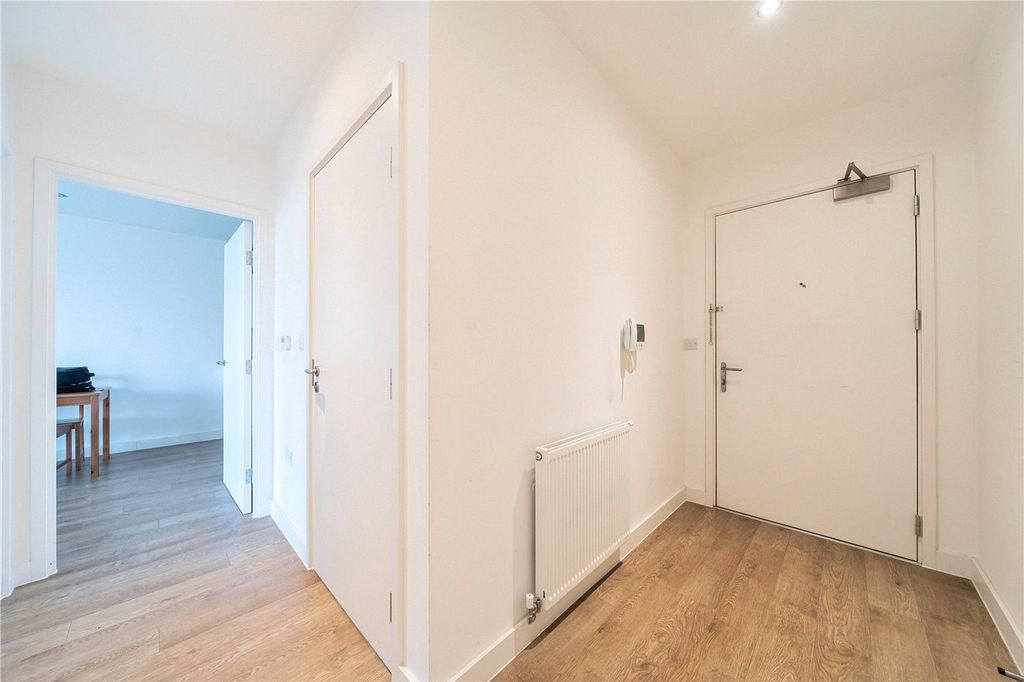 Property photo 3 of 19 Picture No. 09