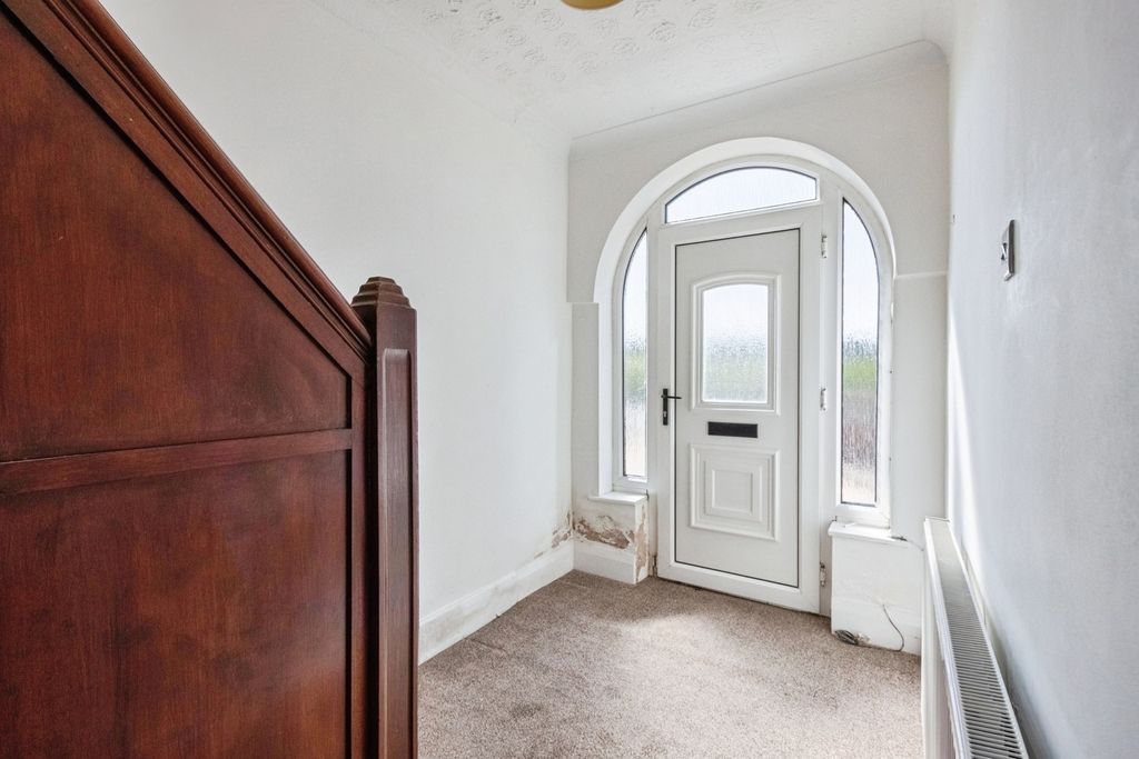 Property photo 2 of 18 Pbox-Img.Jpg