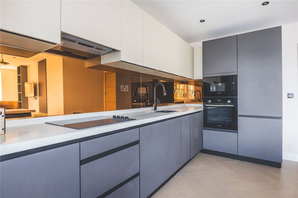 Property photo 2 of 15 Kitchen