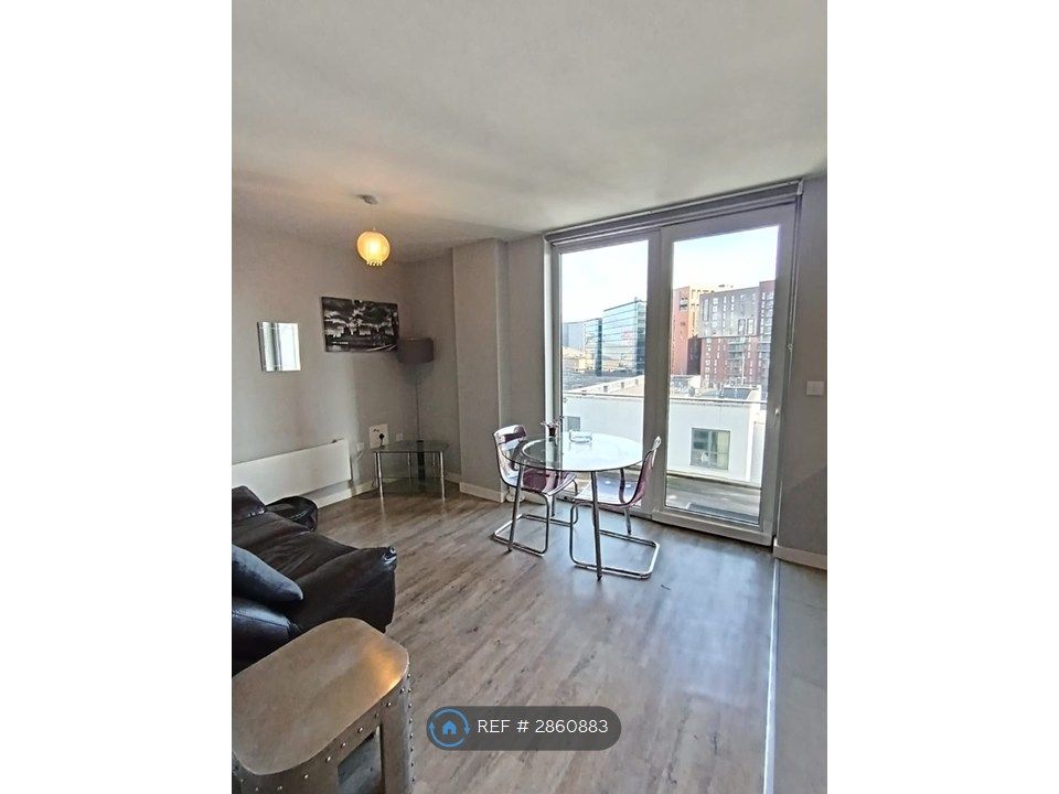 Property photo 3 of 10