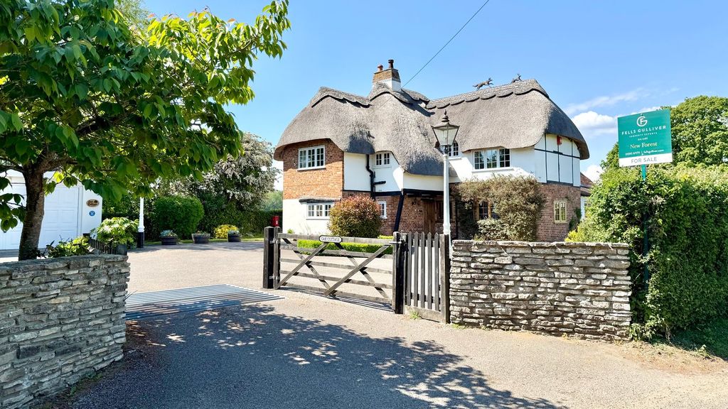 Property photo 1 of 34