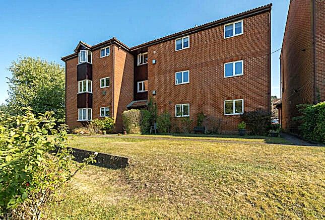 Property photo 1 of 11